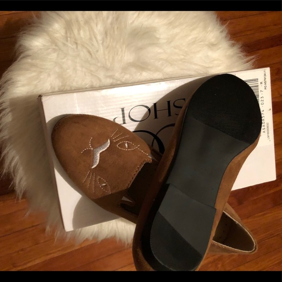 Flats - Picture 2 of 4